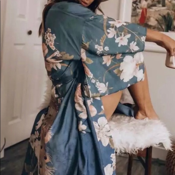 KIMONO ROBE - Picture 11 of 14